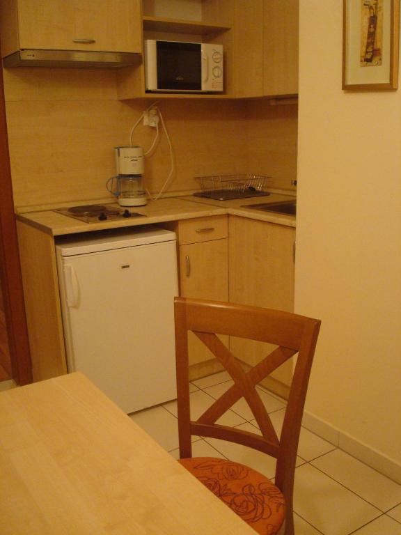 Carpe Diem Apartment ไฮจ์ดุสโซบอสโล ห้อง รูปภาพ