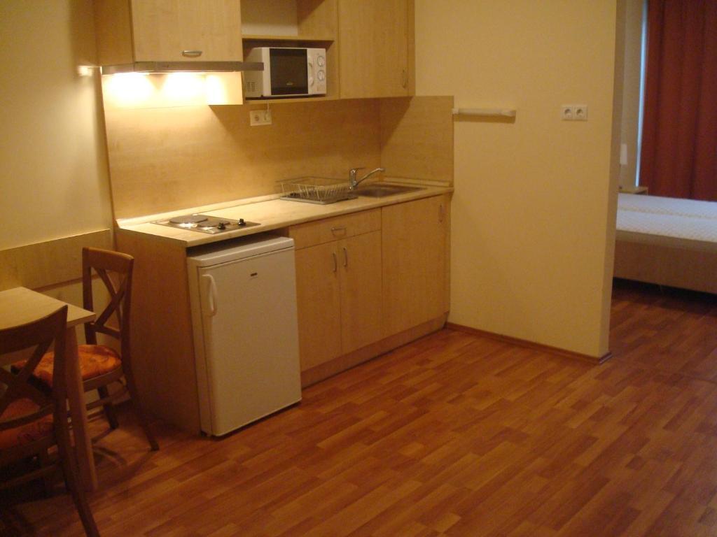 Carpe Diem Apartment ไฮจ์ดุสโซบอสโล ห้อง รูปภาพ