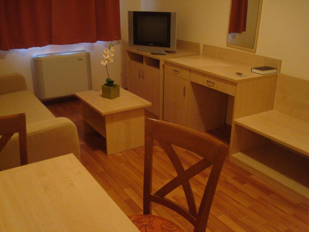 Carpe Diem Apartment ไฮจ์ดุสโซบอสโล ห้อง รูปภาพ