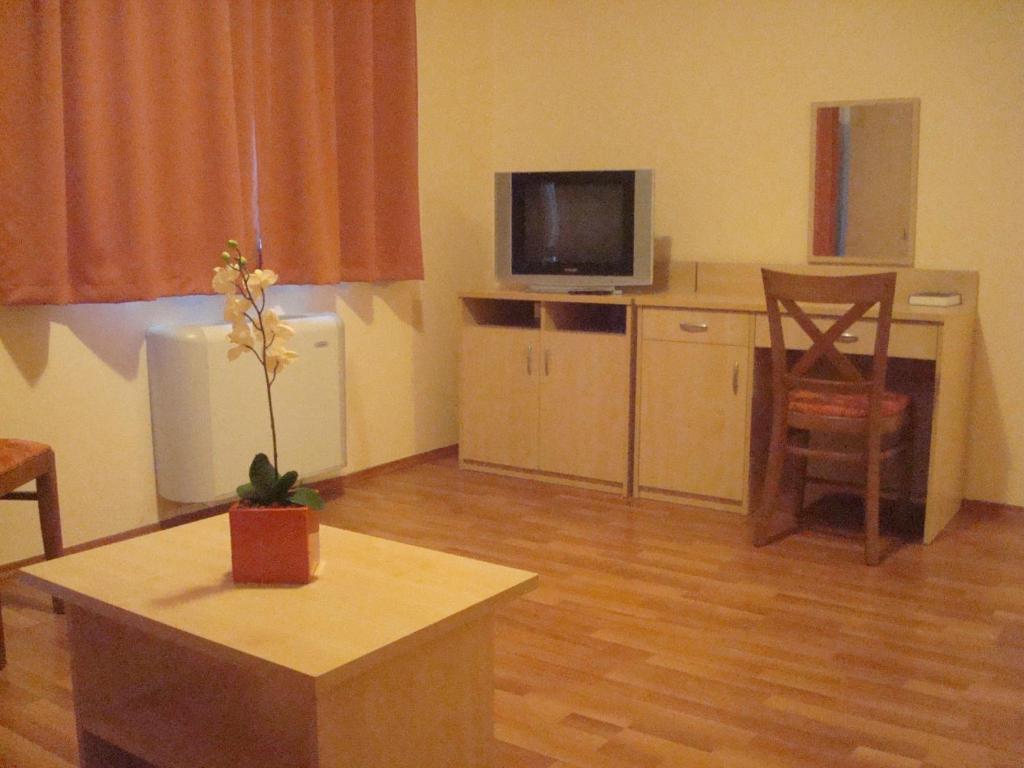 Carpe Diem Apartment ไฮจ์ดุสโซบอสโล ห้อง รูปภาพ