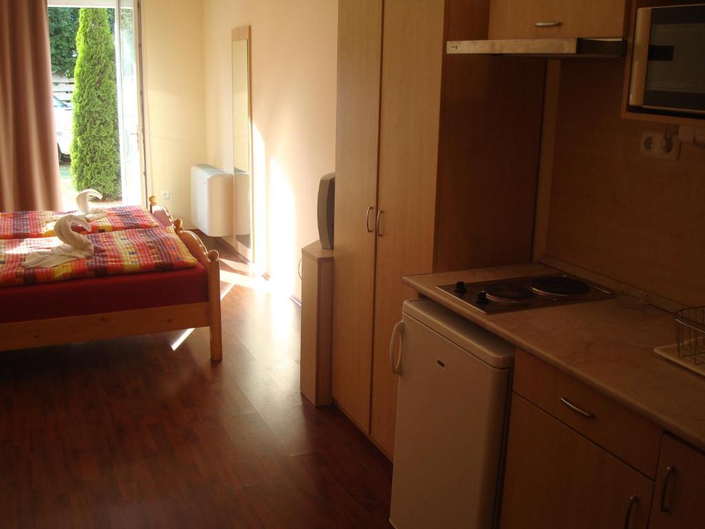 Carpe Diem Apartment ไฮจ์ดุสโซบอสโล ห้อง รูปภาพ